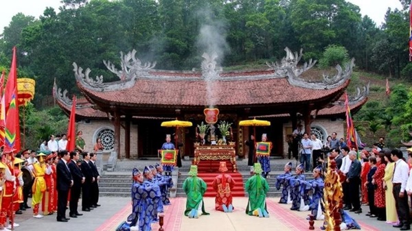 Lễ hội Đền Hùng được tổ chức tại Đền Hùng Phú Thọ 