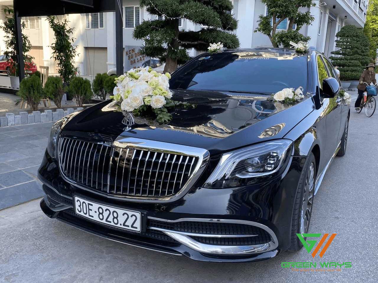 Cho thuê xe cưới Mercedes S500 màu đen tại Hà Nội