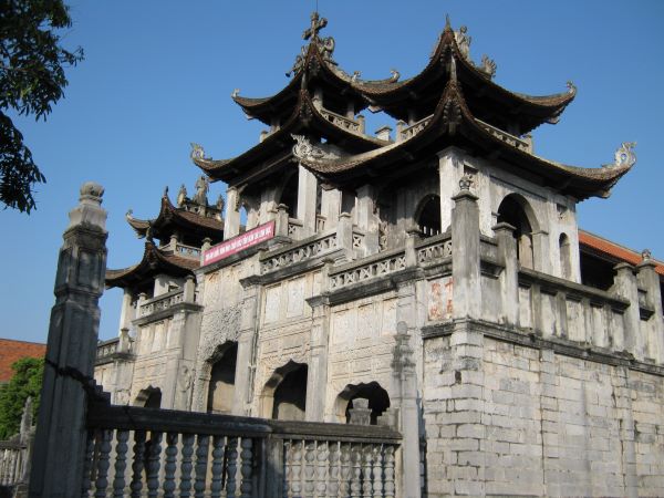 Địa điểm du lịch Ninh Bình - Nhà thờ đá Phát Diệm