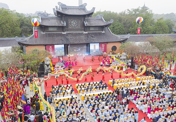 Chuyến du lịch tham gia lễ hội chùa Bái Đính – Tràng An Ninh Bình